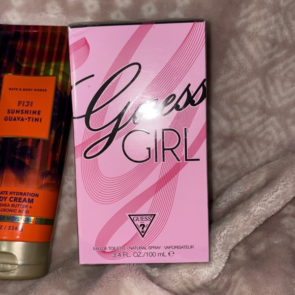 (New)Guess girl and Bath & Body Works Fiji Sunshine Guava-Tini Body Cream - Picture 2 of 7